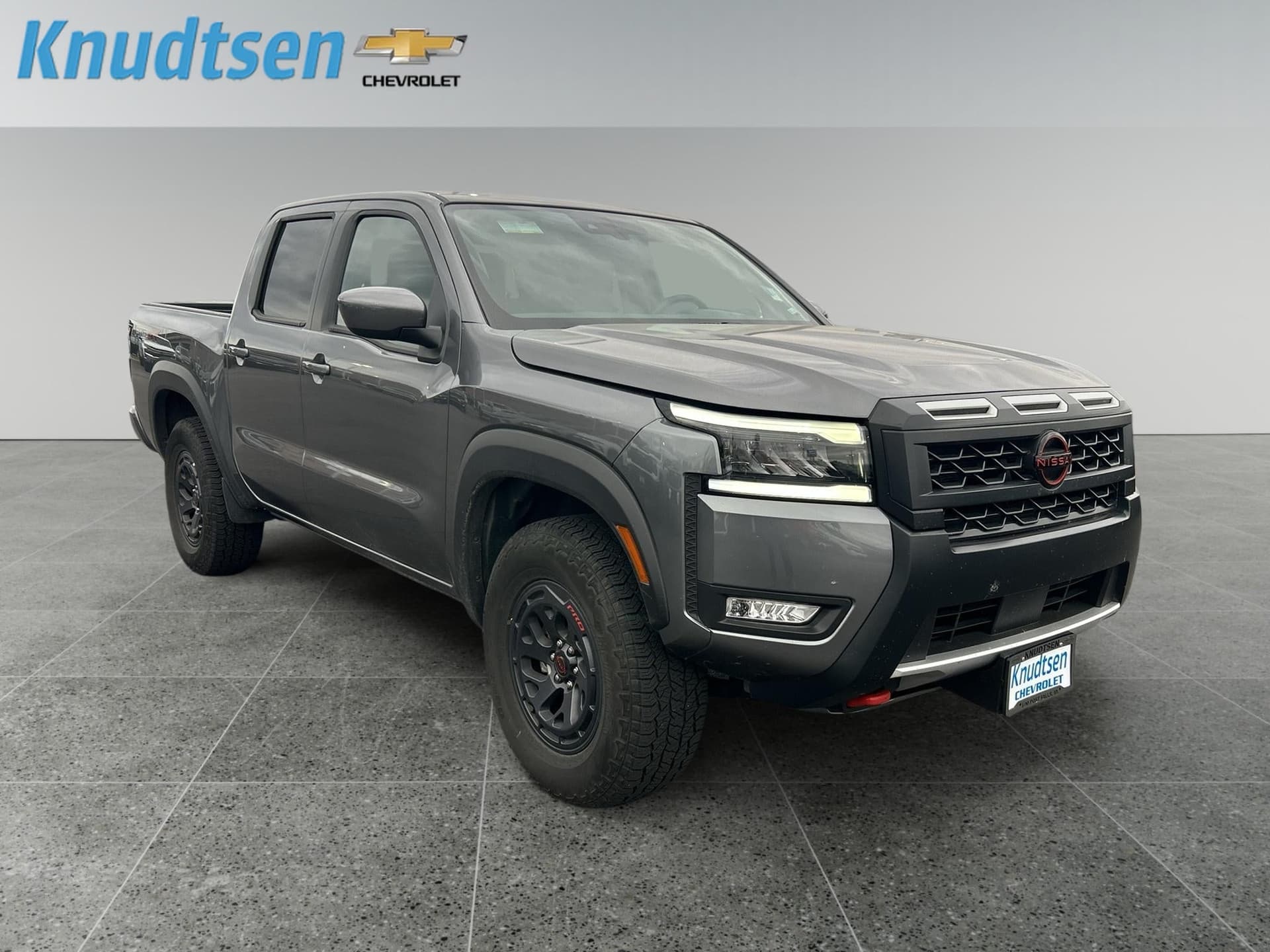 2026 Nissan Frontier PRO-4X — photo 1 of 10
