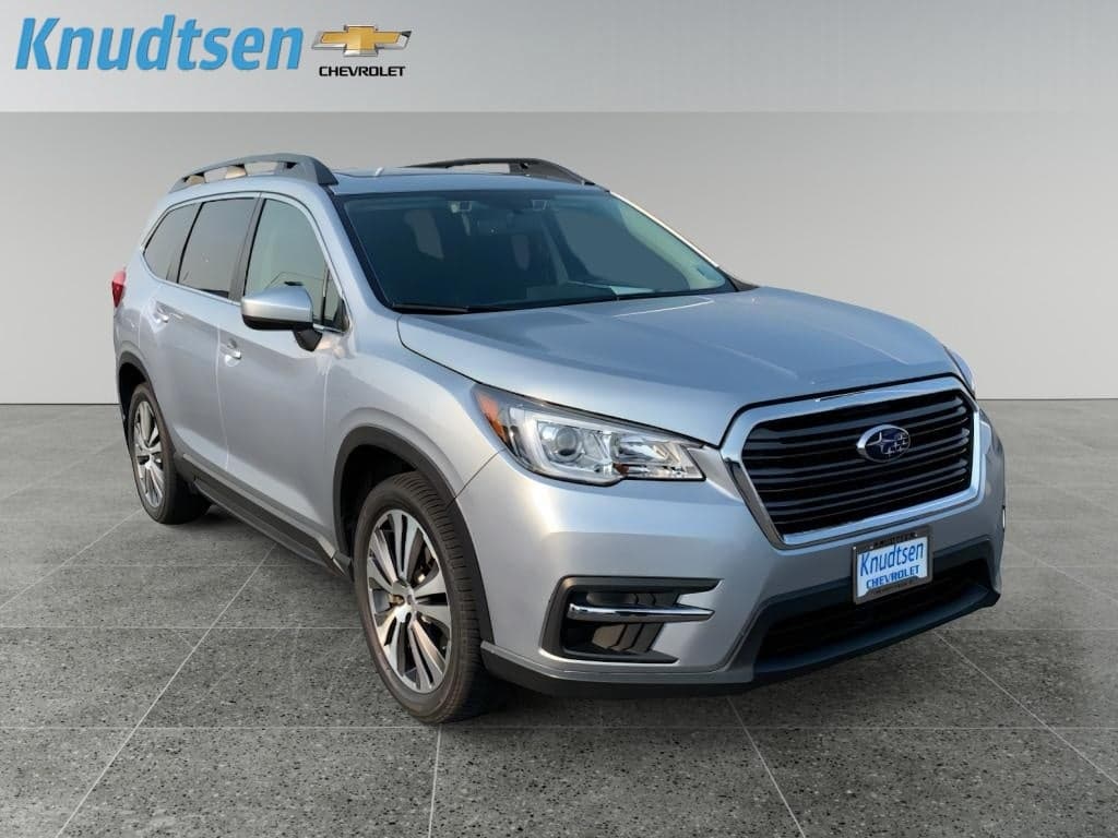 2020 Subaru Ascent Premium — photo 1 of 26
