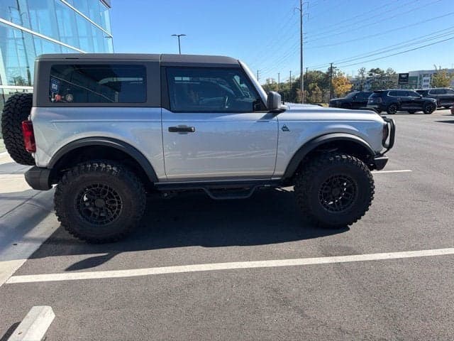 2024 Ford Bronco Black Diamond — photo 1 of 5