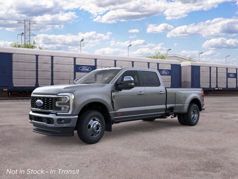 2026 Ford Super Duty F-350 DRW LARIAT — photo 1 of 27