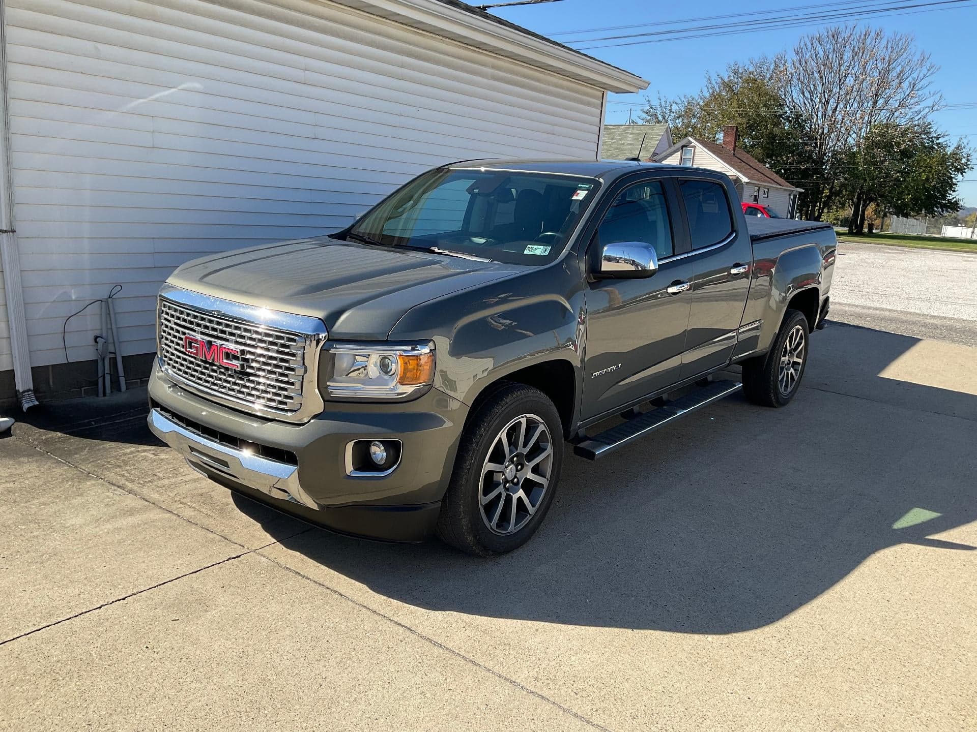 2018 GMC Canyon Base — photo 1 of 5