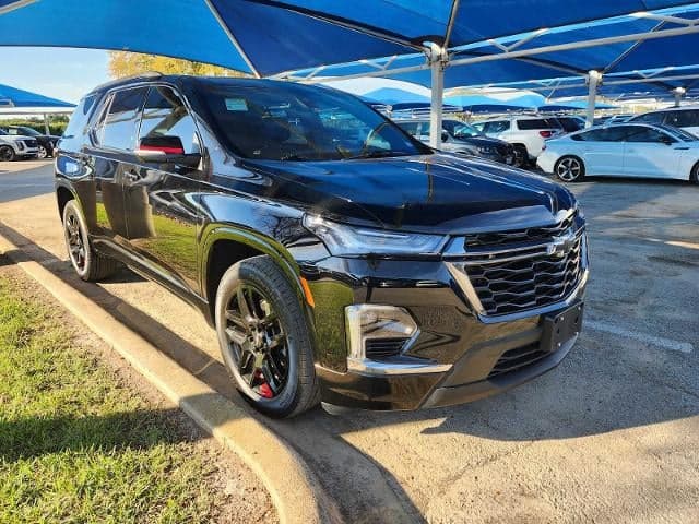 2023 Chevrolet Traverse Premier — photo 1 of 5