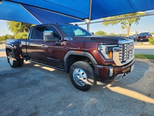 2024 GMC Sierra 3500HD Denali — photo 1 of 4