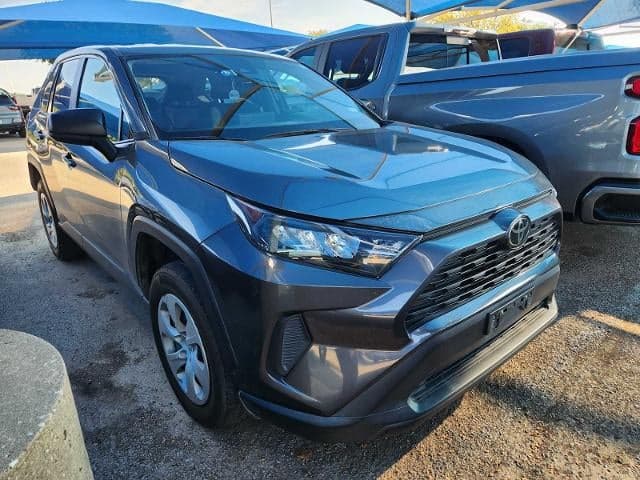 2022 Toyota RAV4 LE — photo 1 of 4