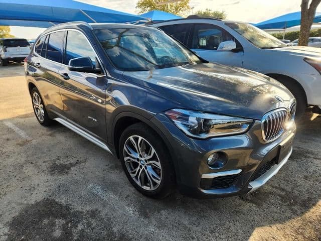 2016 BMW X1 xDrive28i — photo 1 of 4