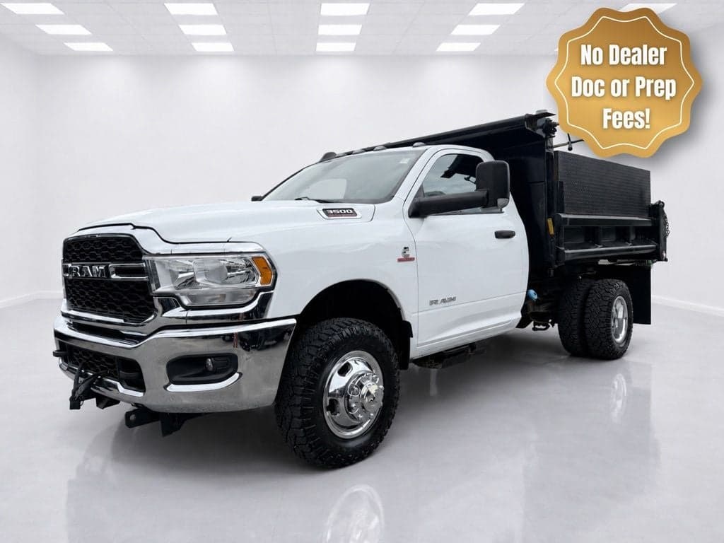 2021 RAM 3500 Tradesman — photo 1 of 12