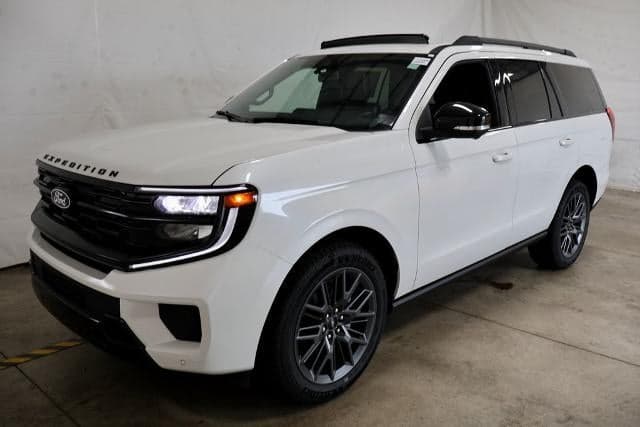 2027 Ford Expedition Platinum — photo 1 of 36