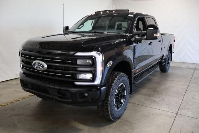 2027 Ford Super Duty F-350 SRW Platinum — photo 1 of 38