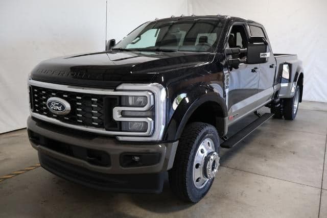 2027 Ford Super Duty F-450 DRW King Ranch — photo 1 of 36