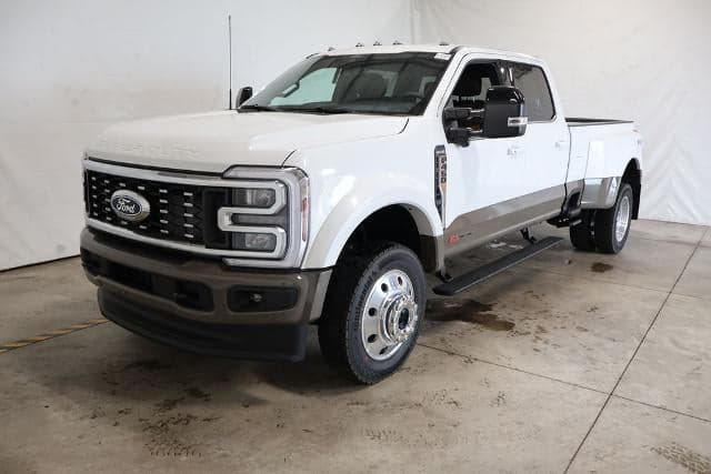 2027 Ford Super Duty F-450 DRW King Ranch — photo 1 of 36