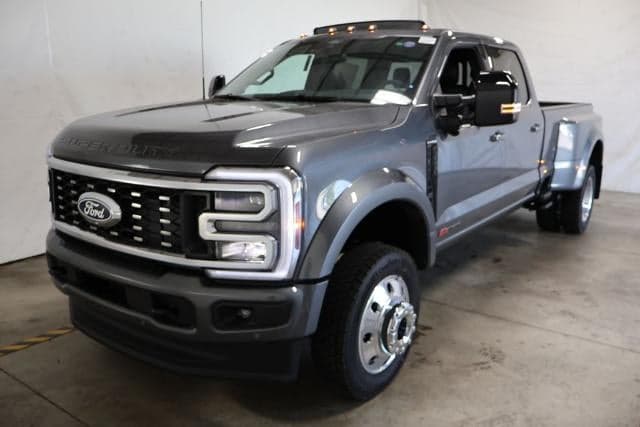 2027 Ford Super Duty F-450 DRW Platinum — photo 1 of 31
