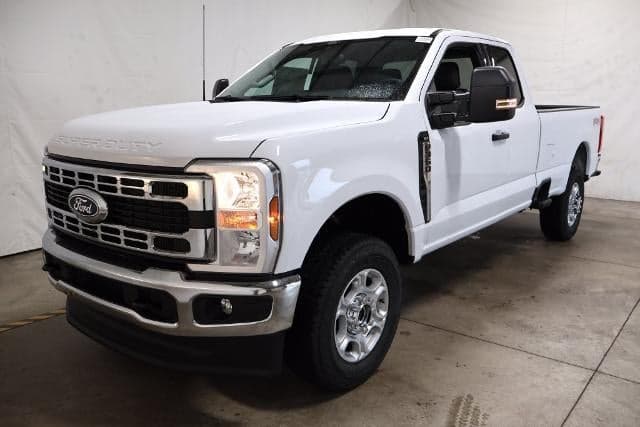 2027 Ford Super Duty F-350 SRW XLT — photo 1 of 32