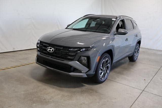 2026 Hyundai Tucson SEL Plus — photo 1 of 5