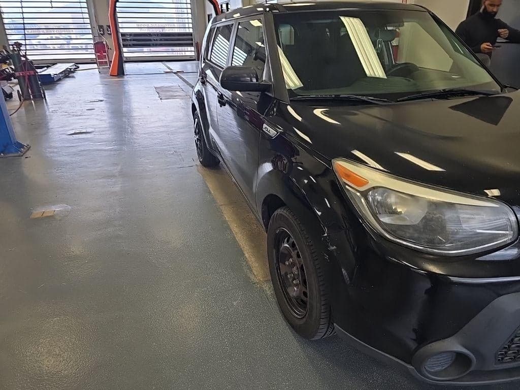2015 Kia Soul Base — photo 1 of 27