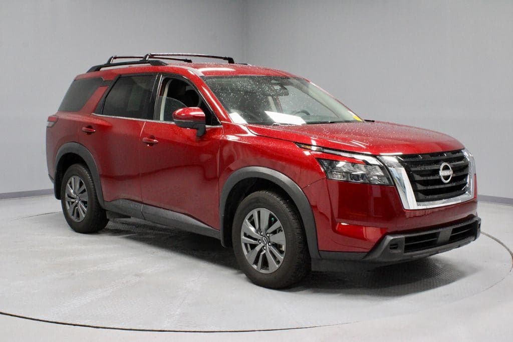 2024 Nissan Pathfinder SV 4WD — photo 1 of 54