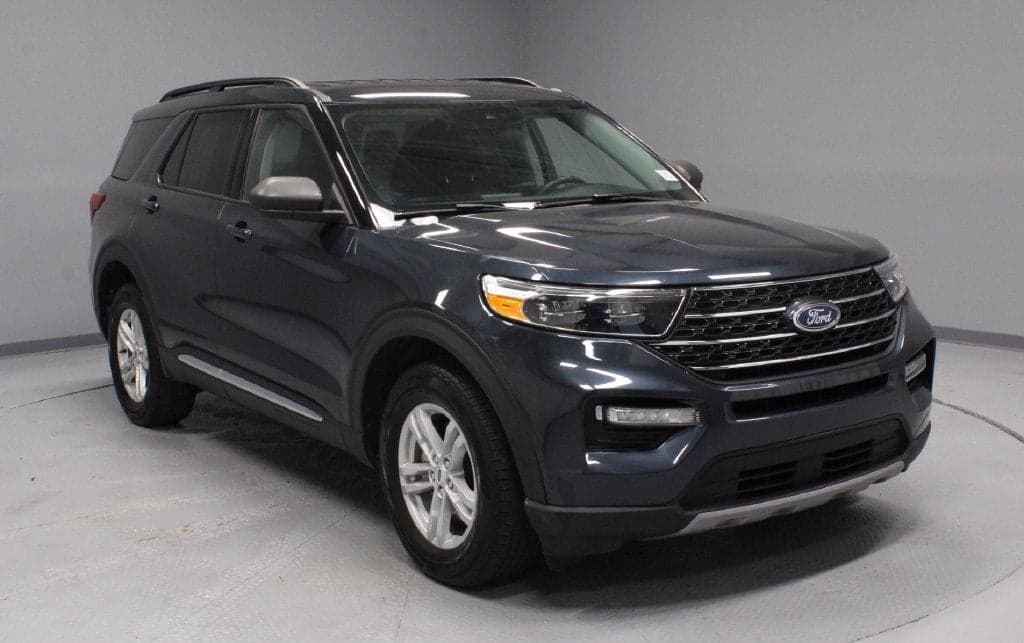 2024 Ford Explorer XLT — photo 1 of 50