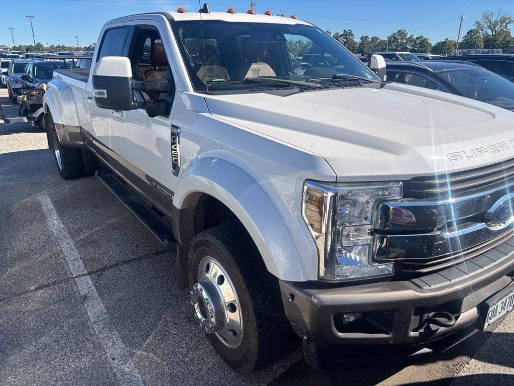 2019 Ford Super Duty F-450 DRW King Ranch — photo 1 of 13