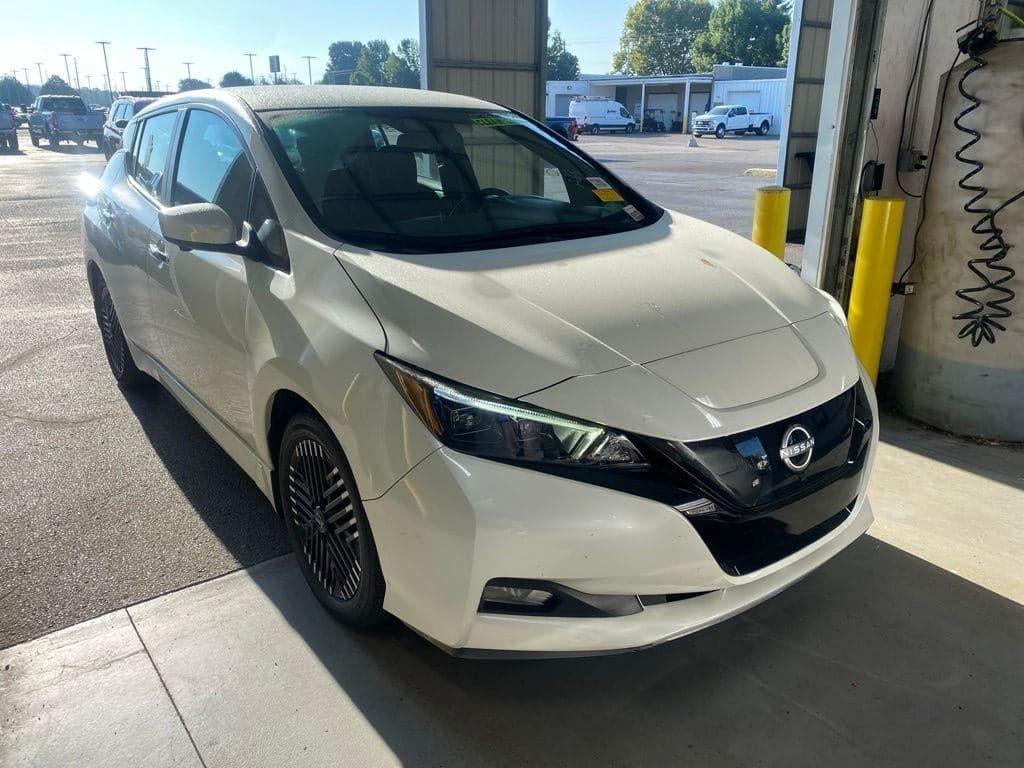 2024 Nissan LEAF SV Plus — photo 1 of 25