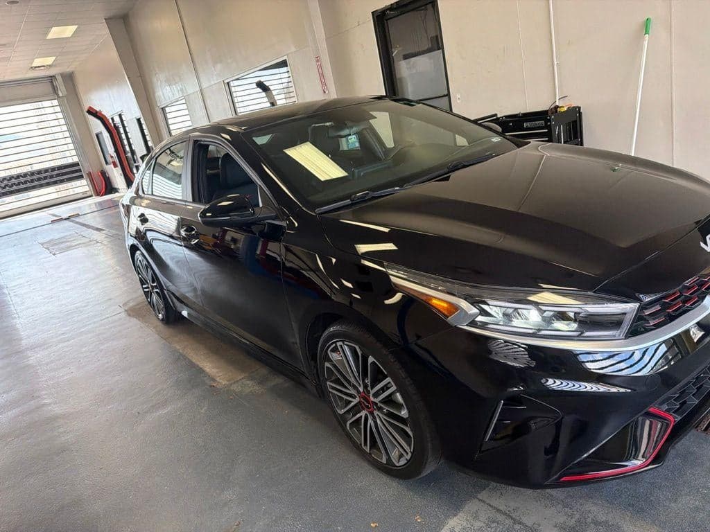 2023 Kia Forte GT — photo 1 of 29