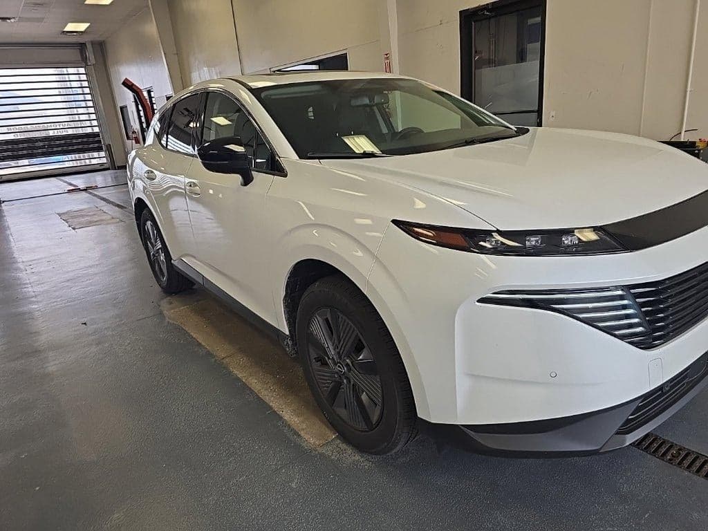 2025 Nissan Murano SL — photo 1 of 5
