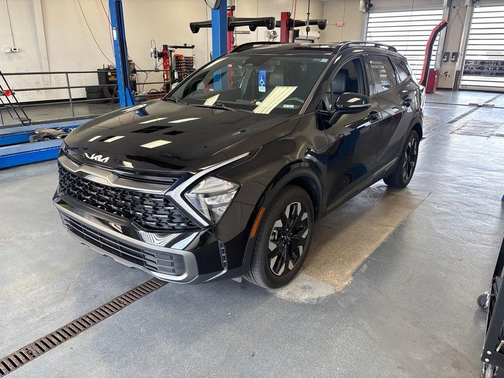 2023 Kia Sportage X-Line — photo 1 of 31
