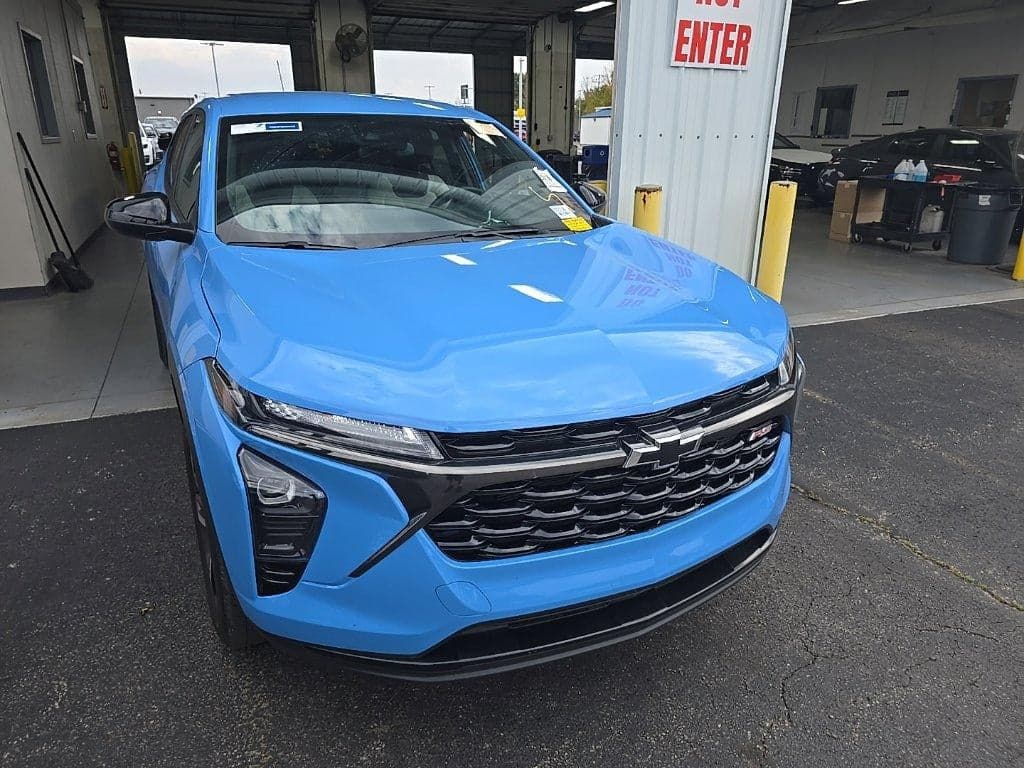 2024 Chevrolet Trax 1RS — photo 1 of 5
