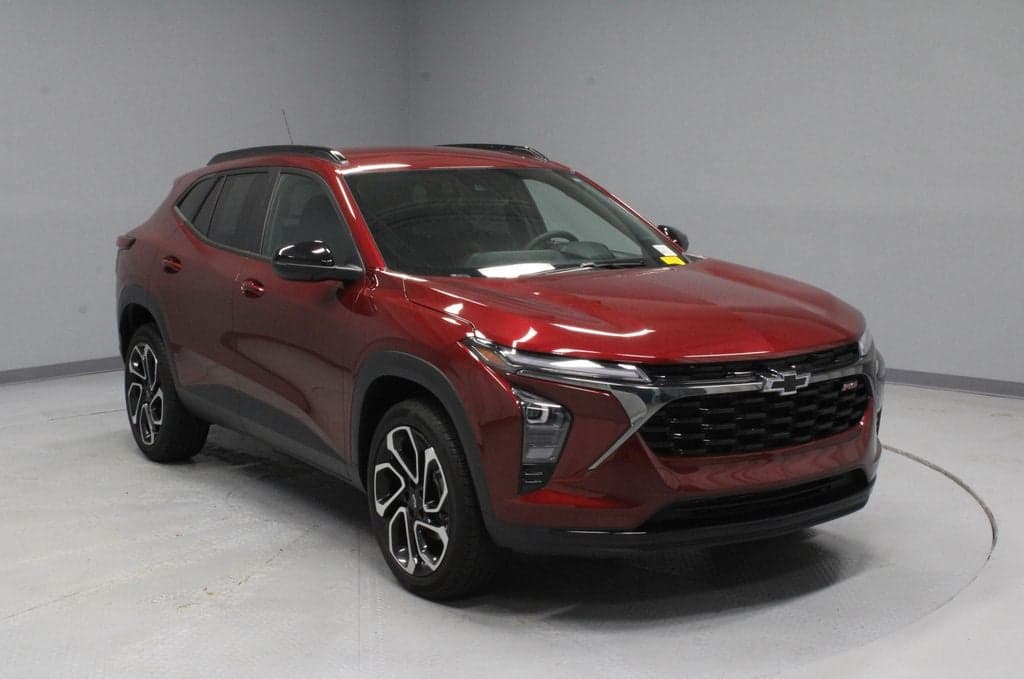 2025 Chevrolet Trax 2RS — photo 1 of 51