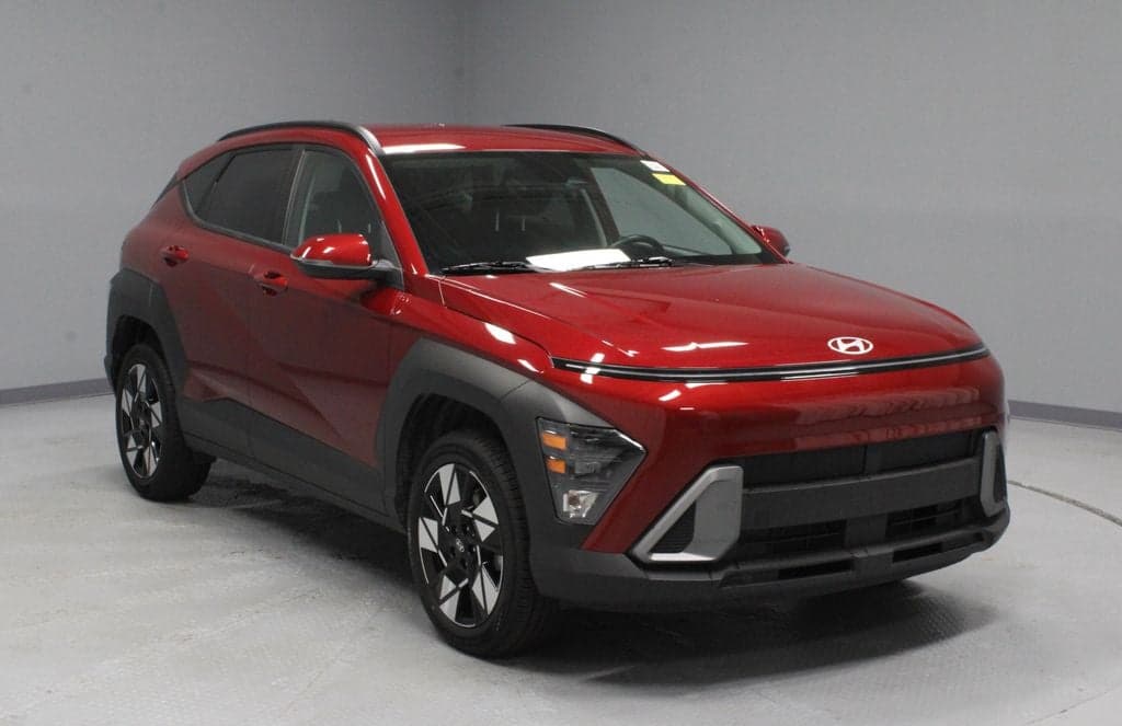 2024 Hyundai KONA SEL — photo 1 of 28