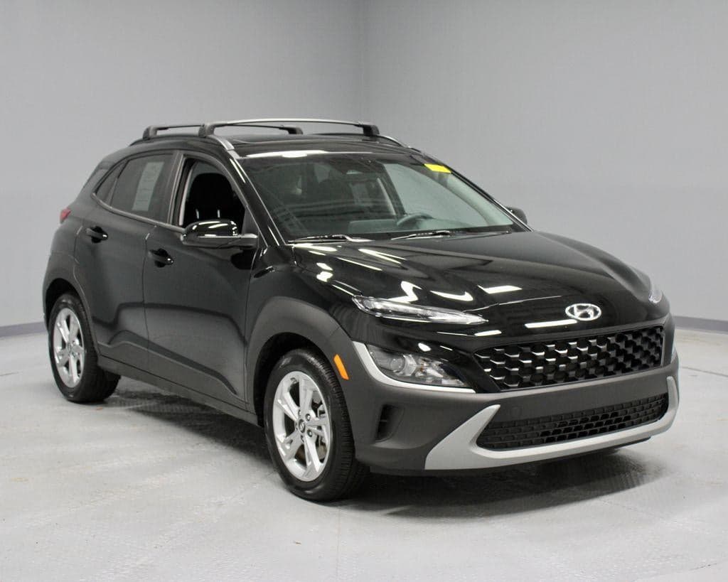 2023 Hyundai KONA SEL — photo 1 of 28