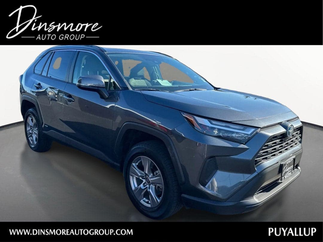 2023 Toyota RAV4 Hybrid XLE — photo 1 of 5