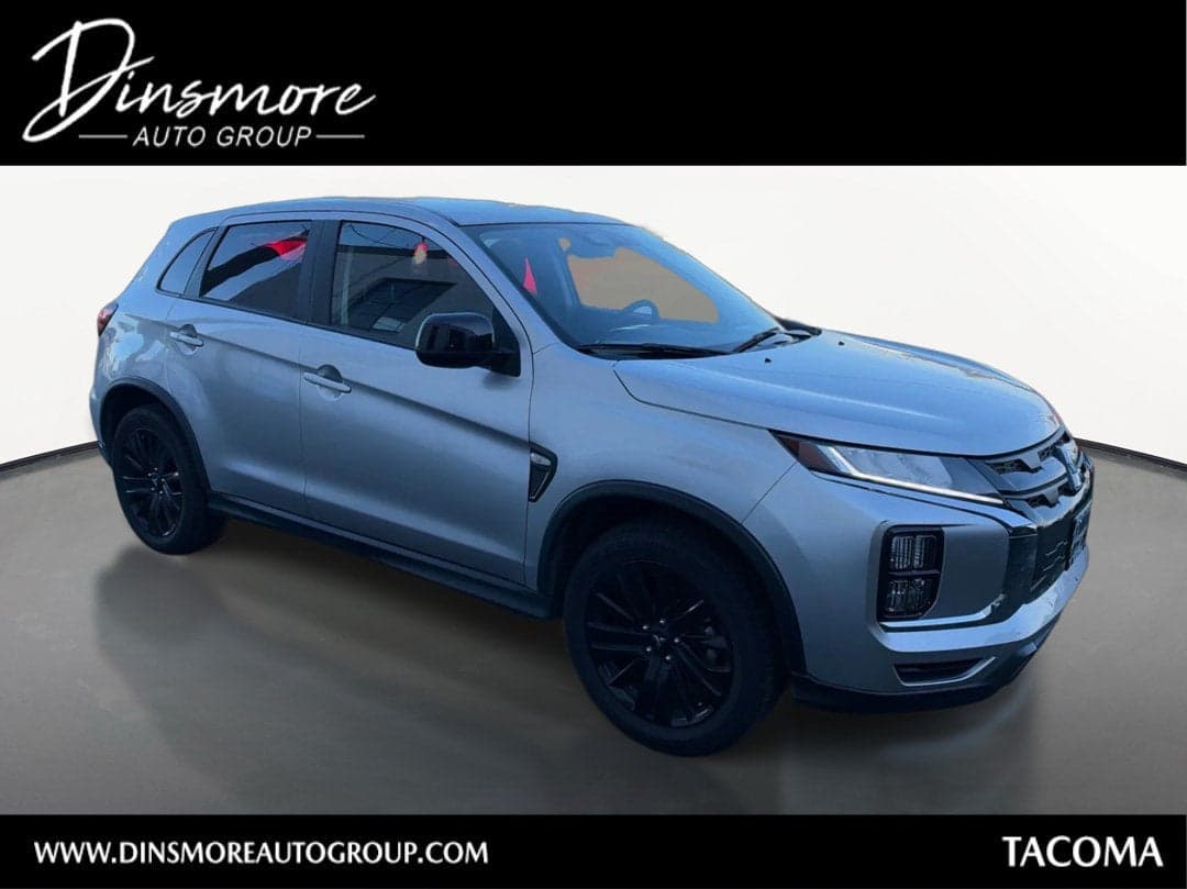 2025 Mitsubishi Outlander Sport Base — photo 1 of 5