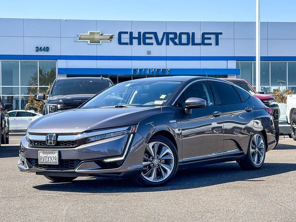 2021 Honda Clarity Plug-In Hybrid Base — photo 1 of 10