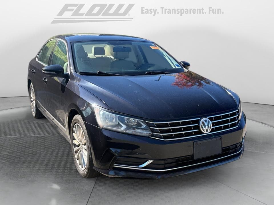 2017 Volkswagen Passat 1.8T SE — photo 1 of 5