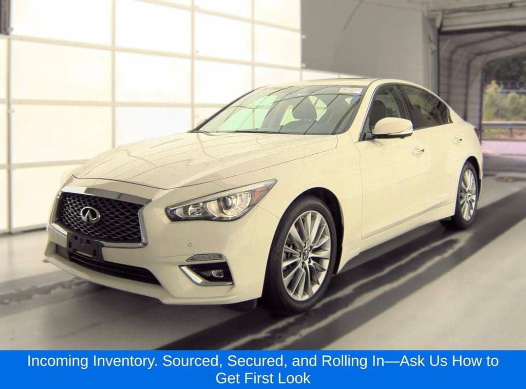 2023 INFINITI Q50 LUXE — photo 1 of 5