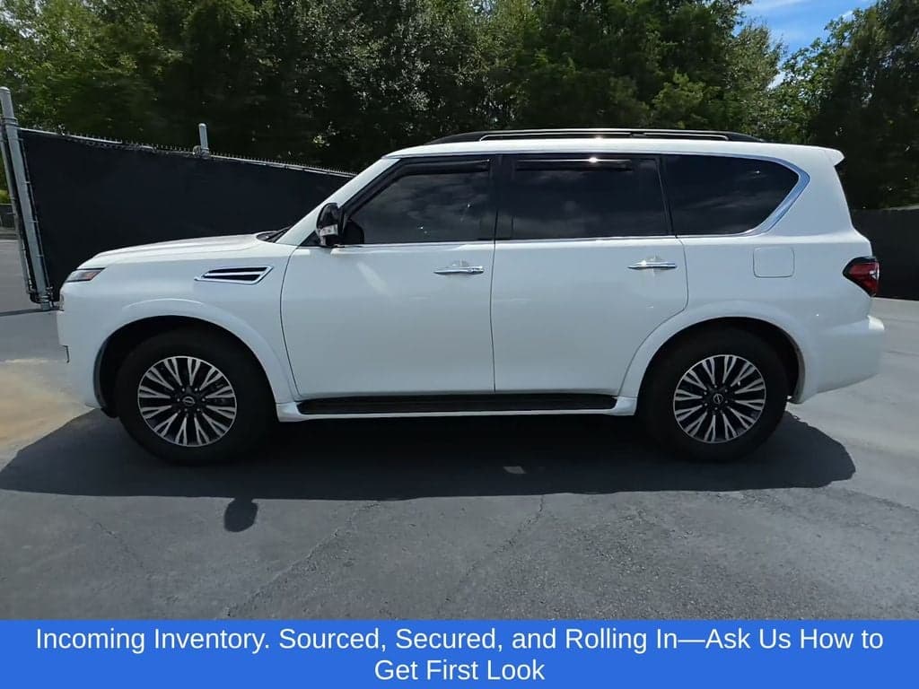 2023 Nissan Armada SL — photo 1 of 5
