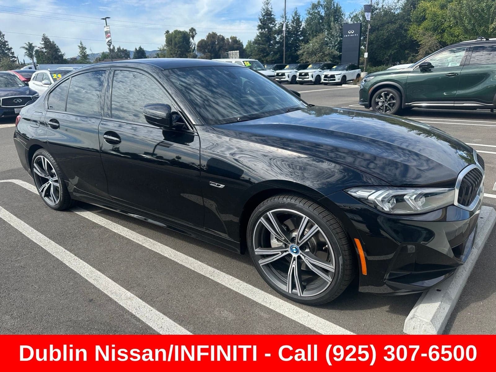 2023 BMW 3 Series 330e iPerformance — photo 1 of 4