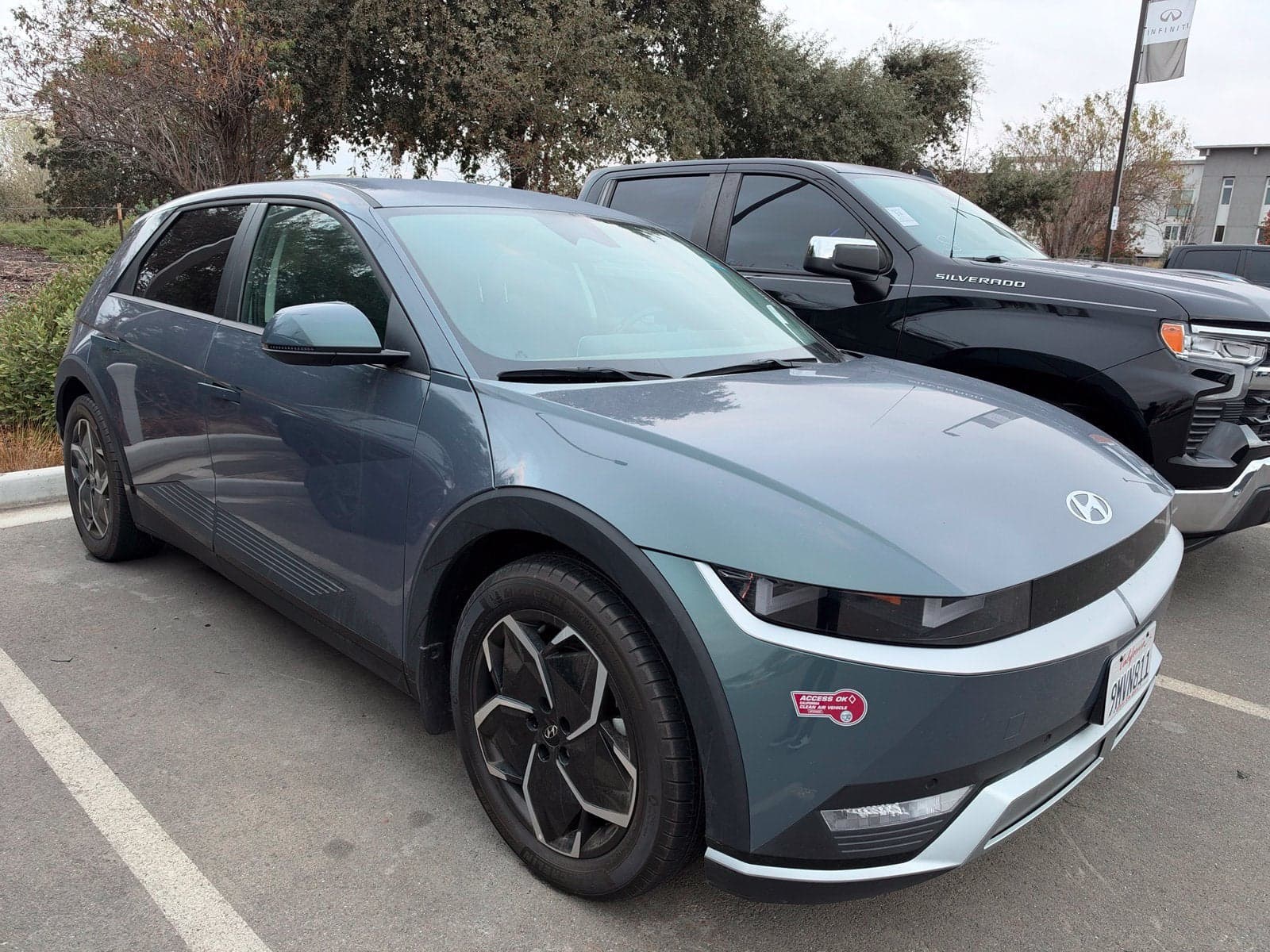 2024 Hyundai IONIQ 5 SEL — photo 1 of 5