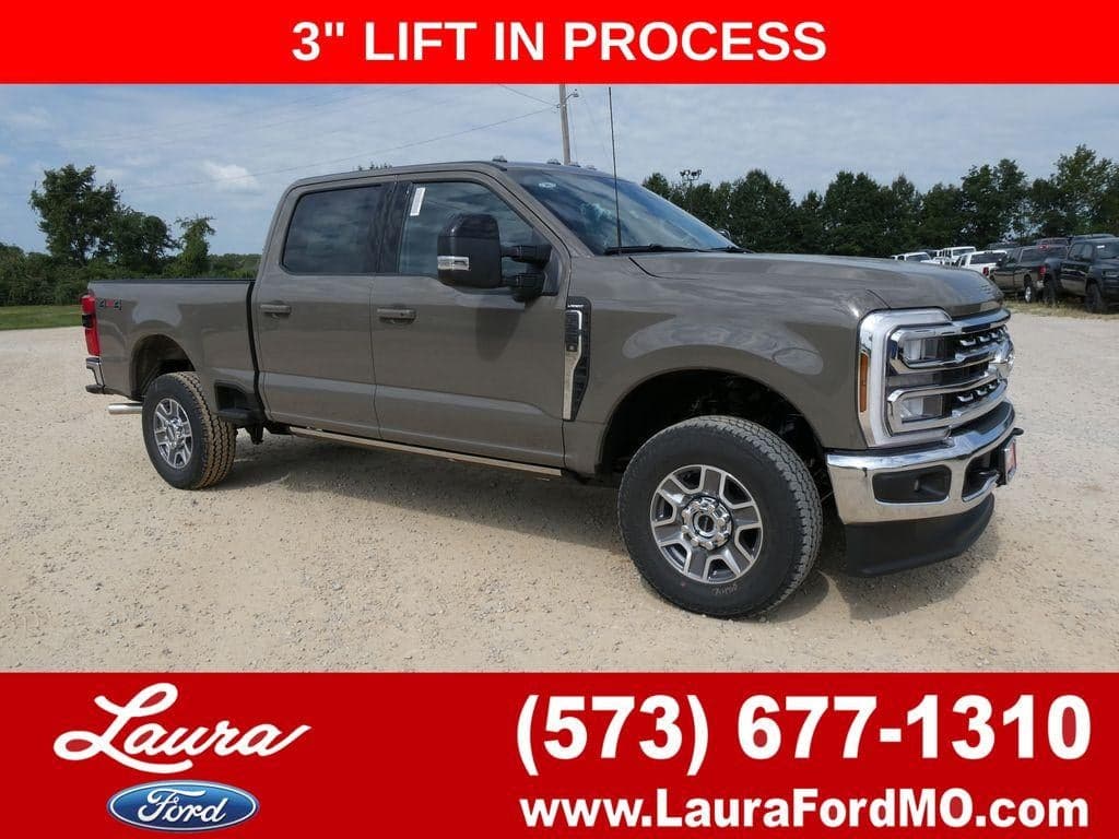 2026 Ford Super Duty F-250 SRW LARIAT 4WD Crew Cab 6.75' Box — photo 1 of 48