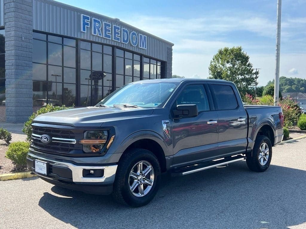 2025 Ford F-150 XLT — photo 1 of 45