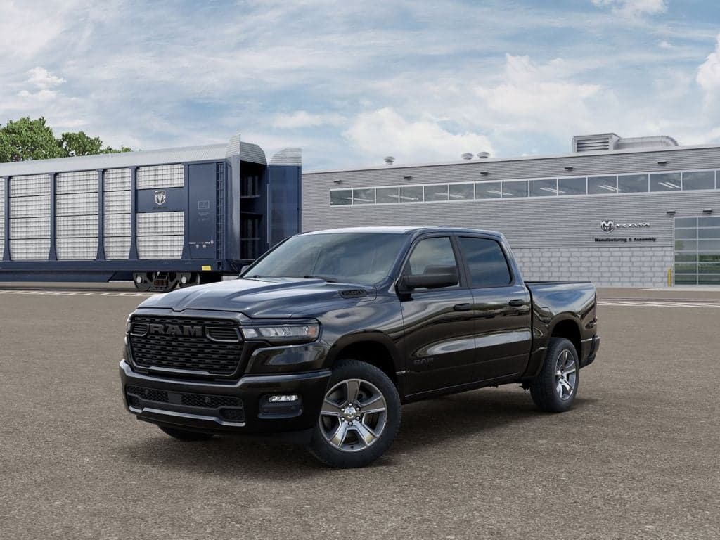 2026 RAM 1500 RAM 1500 EXPRESS CREW CAB 4X2 5'7' BOX — photo 1 of 26