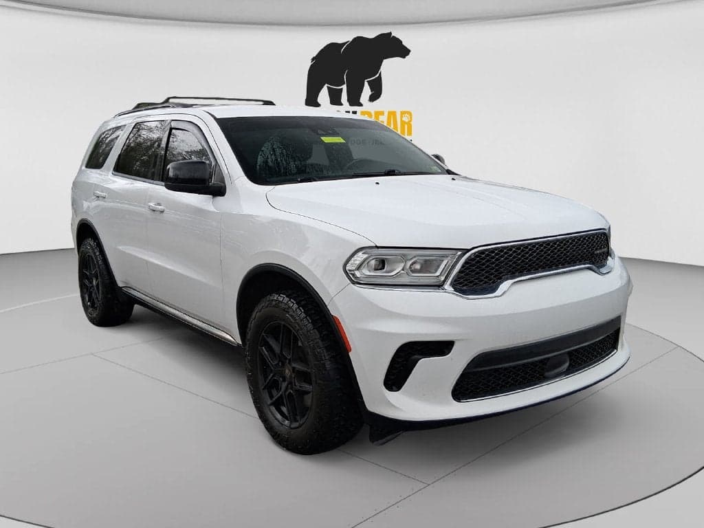 2023 Dodge Durango SXT — photo 1 of 8