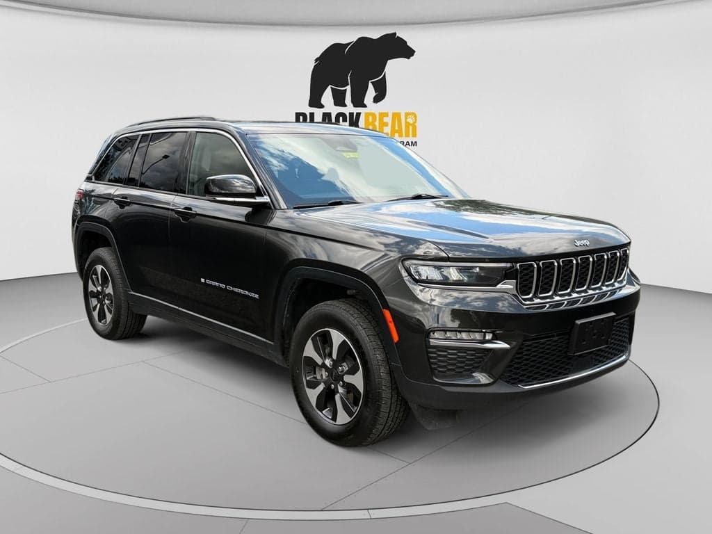 2024 Jeep Grand Cherokee 4xe 4xe — photo 1 of 25