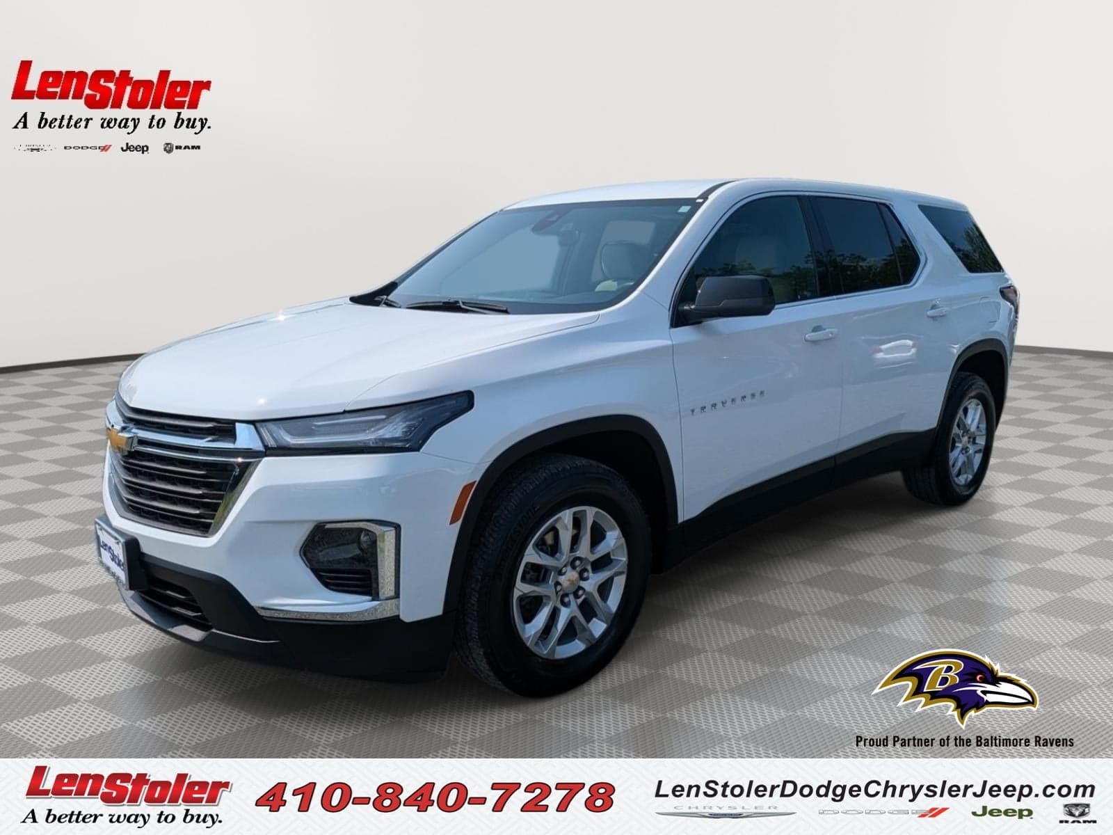 2023 Chevrolet Traverse LS — photo 1 of 41