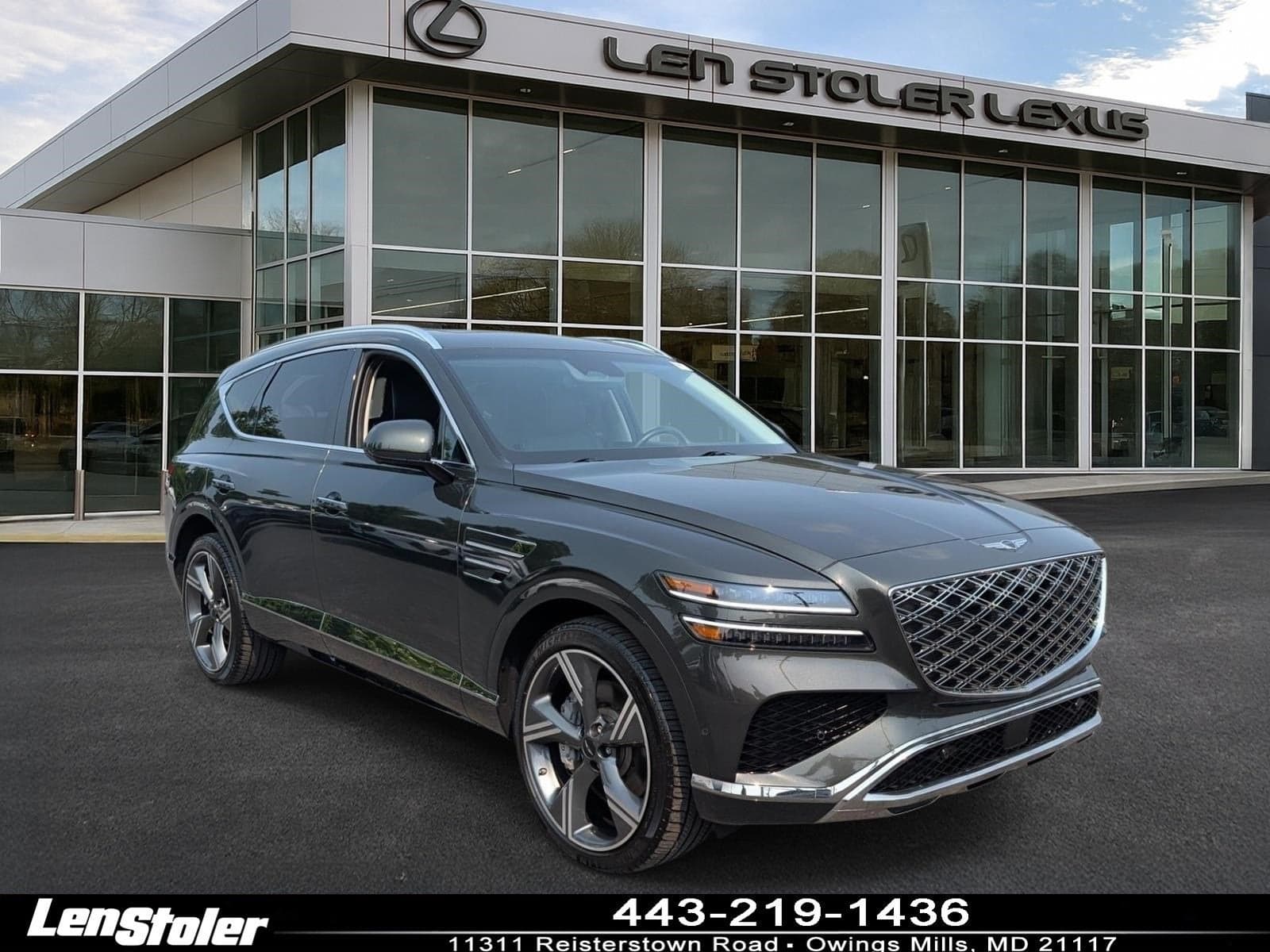 2025 Genesis GV80 2.5T Prestige — photo 1 of 45