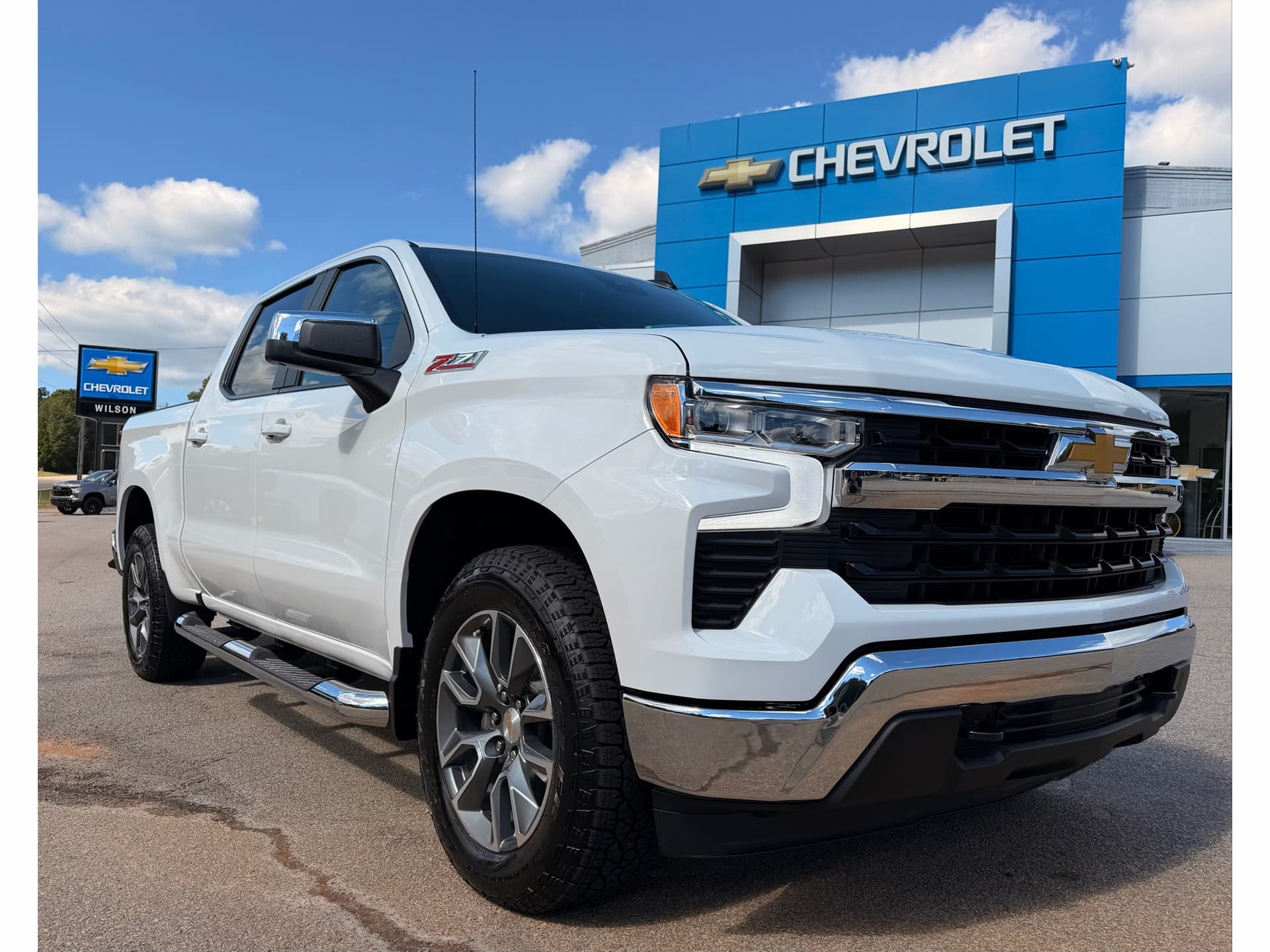 2026 Chevrolet Silverado 1500 LT — photo 1 of 26