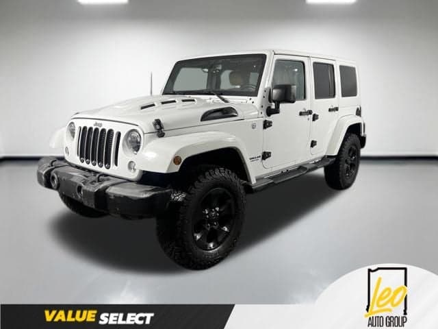 2015 Jeep Wrangler Unlimited Sahara — photo 1 of 24