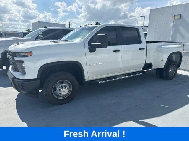 2026 Chevrolet Silverado 3500 HD WT DRW — photo 1 of 22