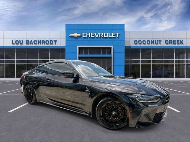 2021 BMW M4 Competition — photo 1 of 39