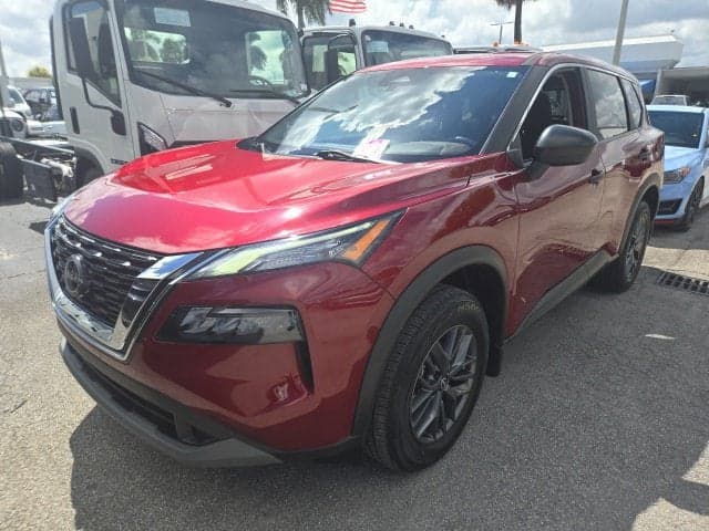 2023 Nissan Rogue S — photo 1 of 5