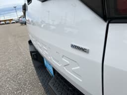 Extra Photo